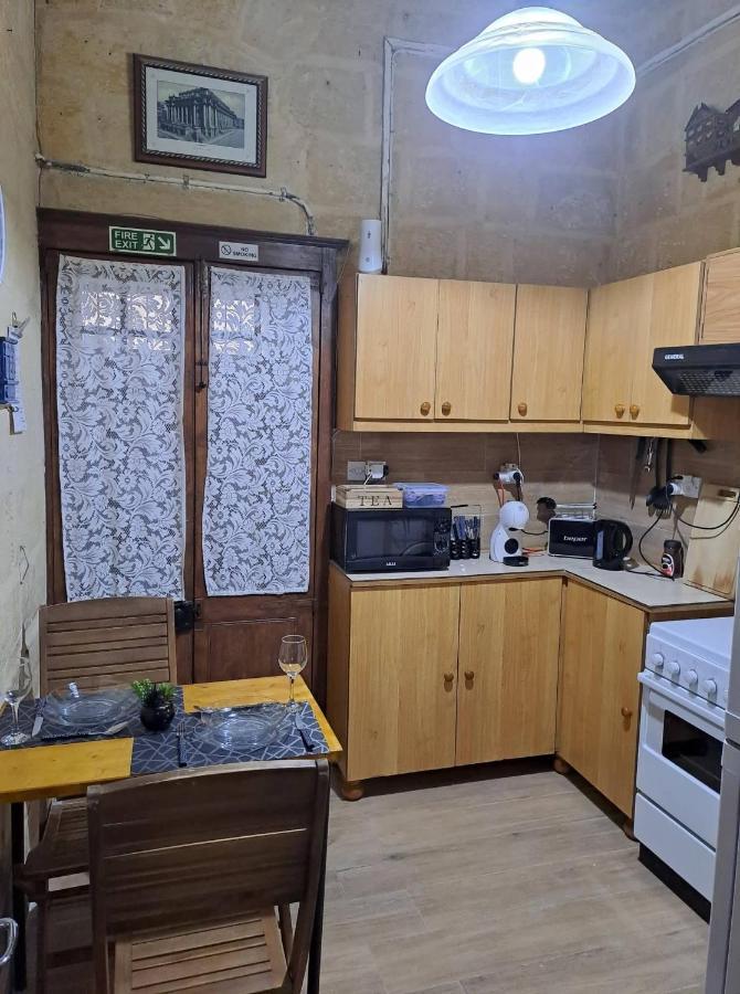 Lovely 1 Bedroom Apartment In The Heart Of バレッタ エクステリア 写真